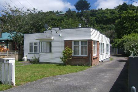 11 Owen Street, Belmont