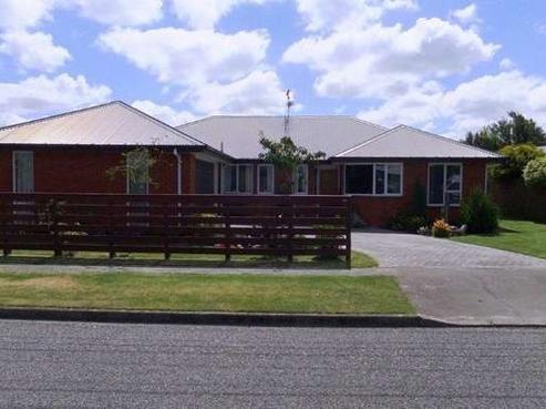 2 Coleman Place, Darfield