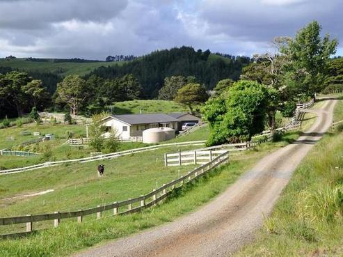 37 Hook Road, Paparoa