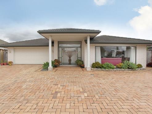 323 Botany Road, Golflands