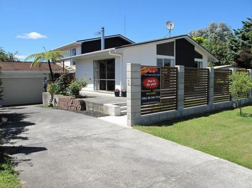8 D'arcy Road, Bastia Hill