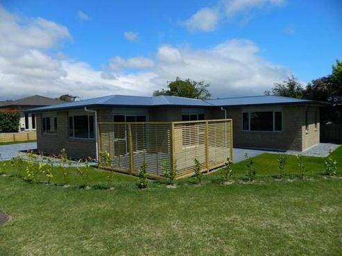 6 Birchwood Lane, Hilltop