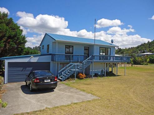 96 Ocean Beach Road, Tairua