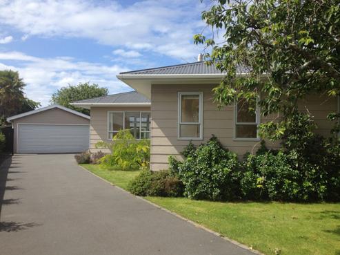 16 Clay Street, Motueka