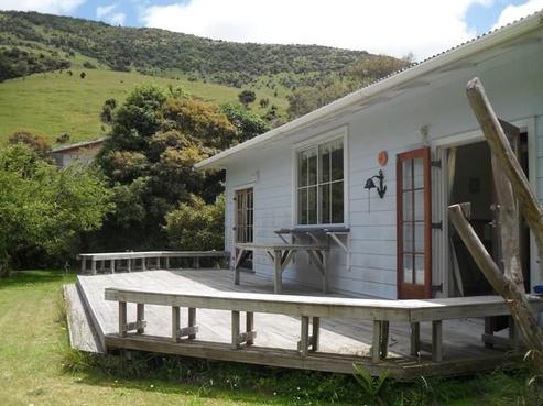902 Le Bons Bay Road, Le Bons Bay