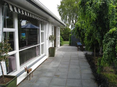 284 Memorial Avenue, Burnside