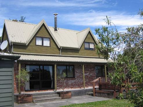8 Johns Road, Moana / Lake Brunner