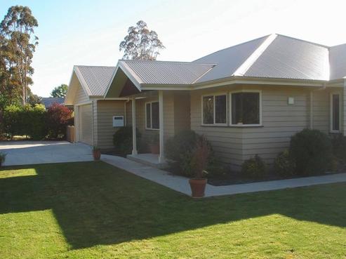 2 Cotter Street, Greytown