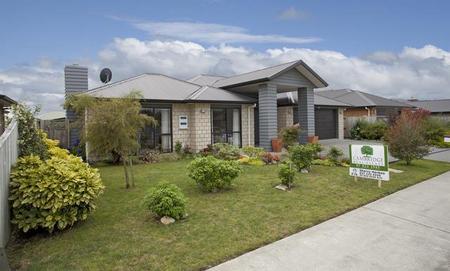 12 Tulip Drive, Cambridge