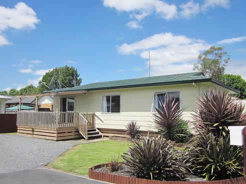 135 Burns Street, Leamington