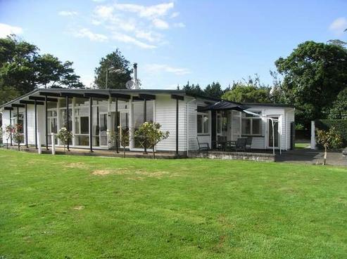 128 Junction Road, Mangorei