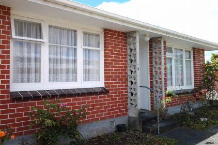 6 Oxford Crescent, Ebdentown