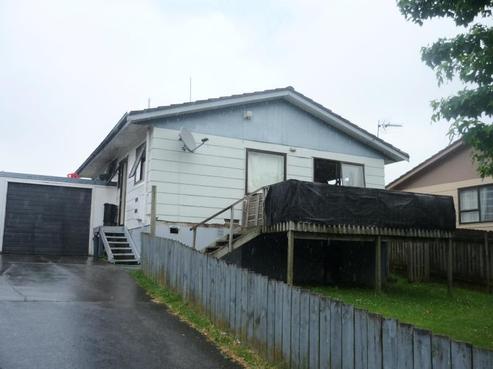 2/26 Burundi Avenue, Clendon Park