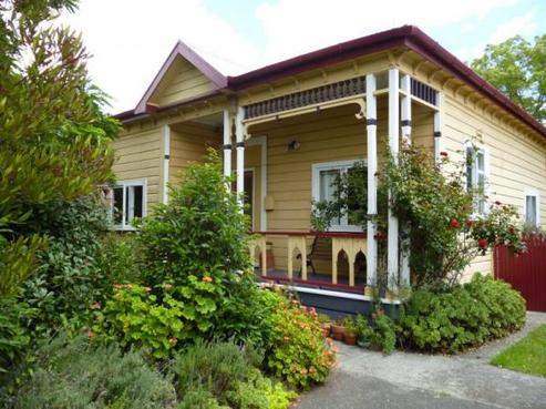 817 Outram Road, Akina