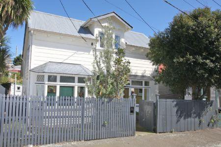 1 Blucher Avenue, Newtown