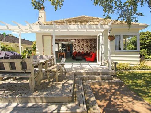 1 Burnton Street, Epuni