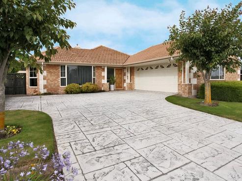 6 Bunting Place, Woodend