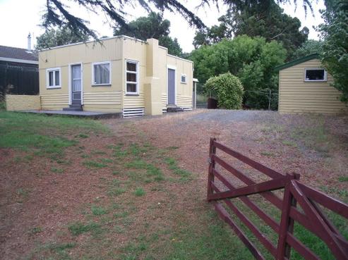 9 Queens Avenue, Waikuku Beach