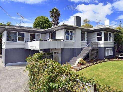 8 Raeben Avenue, Hillcrest