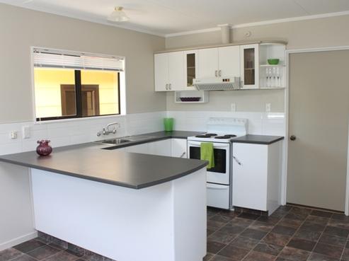 21 Towai Street, Stoke