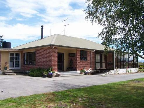 220 Sheates Road, Westerfield
