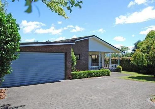 2/19 Chesham Avenue, Waipahihi