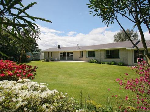 15 Carthew Street, Okato