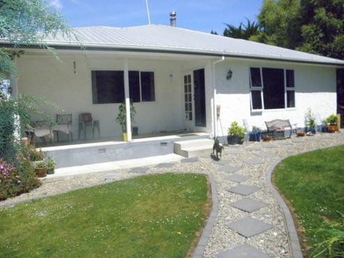 16 Appleby Street, Hampden