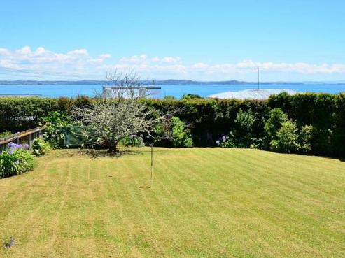 1054 Whangaparaoa Road, Tindalls Beach