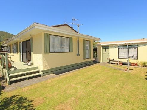 1/87 Waiwhetu Road, Waterloo