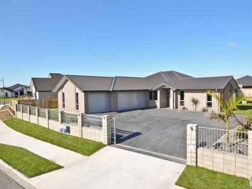 30 Tallentire Crescent, Huntington