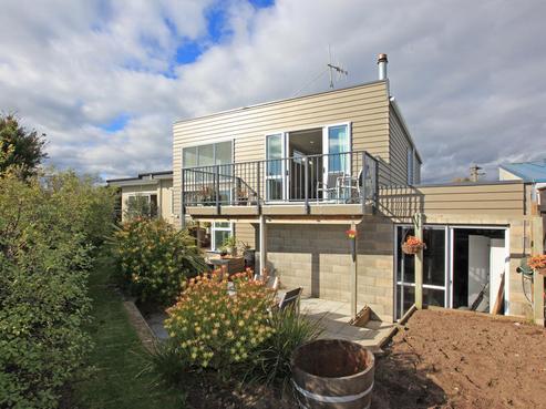 24 Nathan Avenue, Paraparaumu Beach