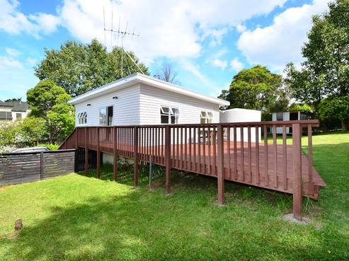 22 Sundown Avenue, Manly