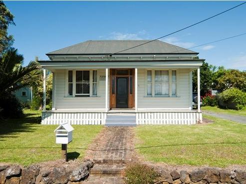 25 Clarence Road, Northcote Point