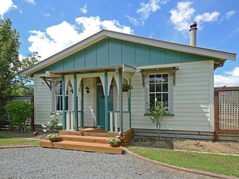 18 Flux Road, Mangaroa