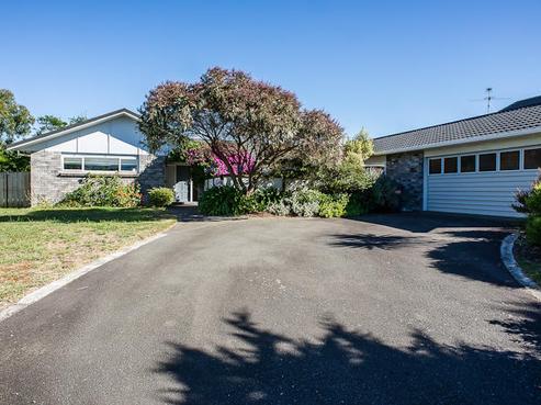 15 Beechwood Close, Paraparaumu Beach