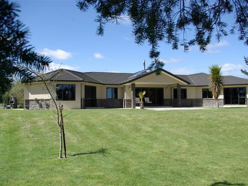 1829 Broadlands Road, Broadlands Forest