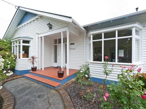 35 Brassey Road, Saint Johns Hill