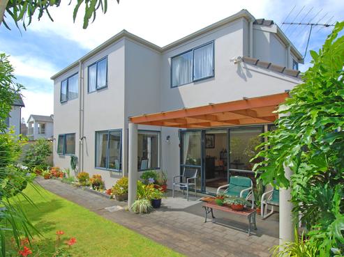 2/34 Melanesia Road, Kohimarama