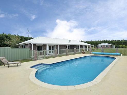 900 Two Chain Road, Swannanoa