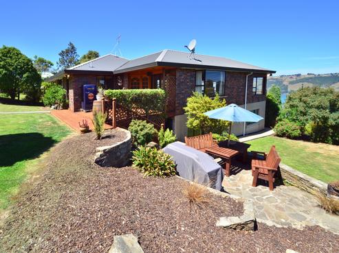 53 Kauri Street, Ravensbourne