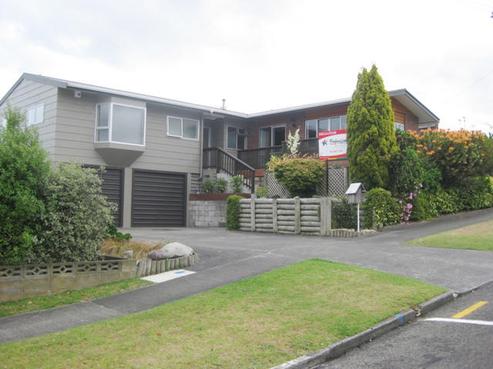99 Somerset Road, Springvale