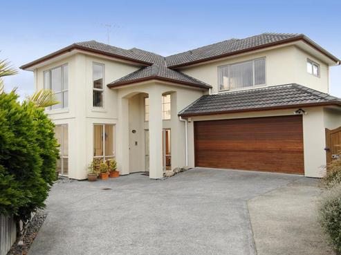 32 Glen Bay Close, Pinehill