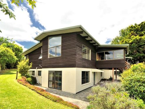2 Brighton Terrace, Murrays Bay