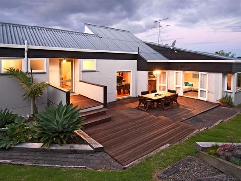 6 Garmons Way, Castor Bay