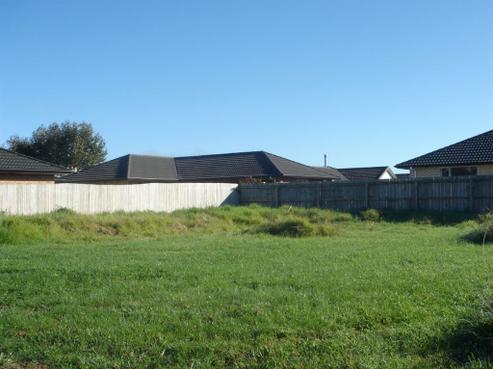 32 Chic Gardens, Parakai