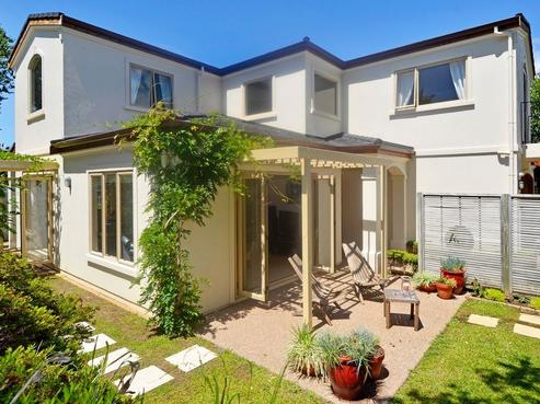 25 East Coast Road, Milford