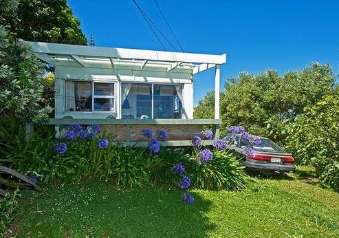 15 Nelson Avenue, Surfdale