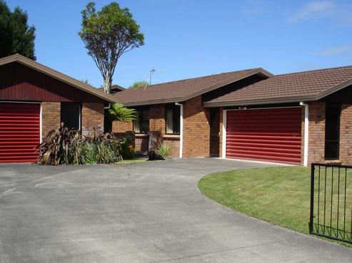 17 Lowther Place, Taradale