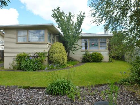 106 Pandora Avenue, Sunnybrook